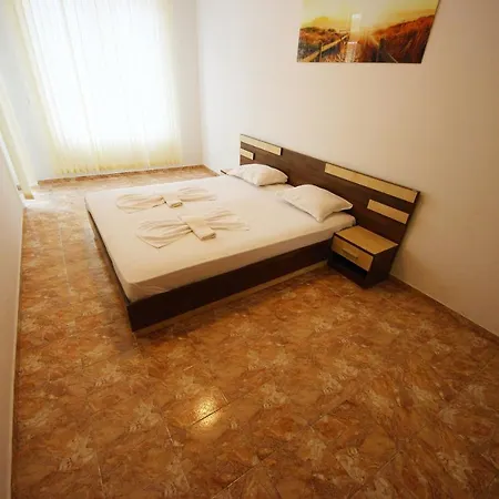 Apartman Sunny Day 1 - Menada Napospart